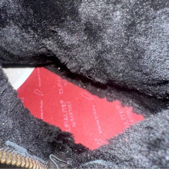 Ugg | Black 1009250 Abree Short Boots | Size 8 - Picture 11 of 13